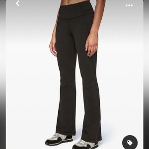 Lulu Lemon Groove Pant Flare